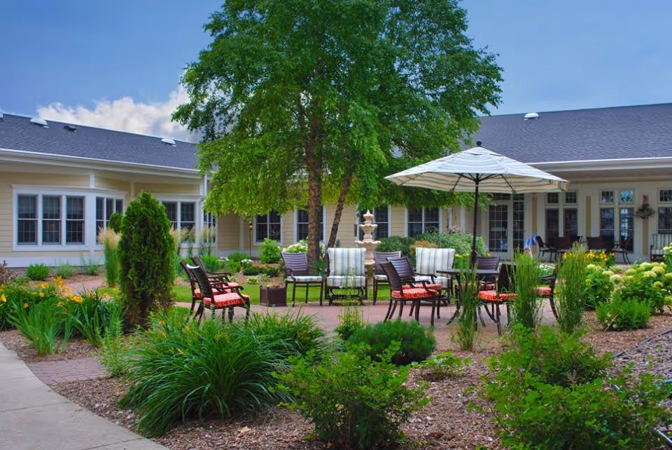 Photo 8 of Lakeshore Manor