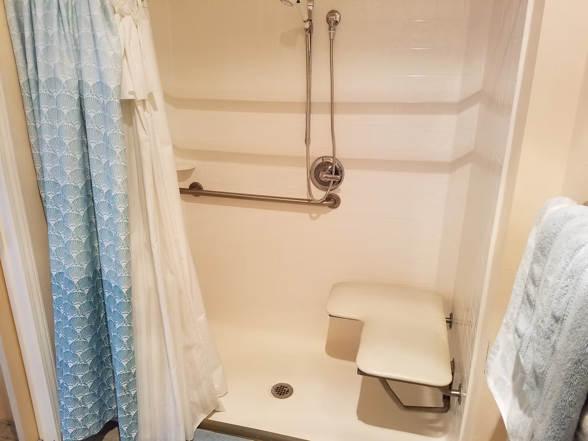 Photo 15 of Pinole Assisted Living Comm