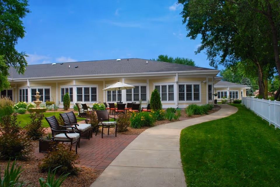 Photo 6 of Lakeshore Manor