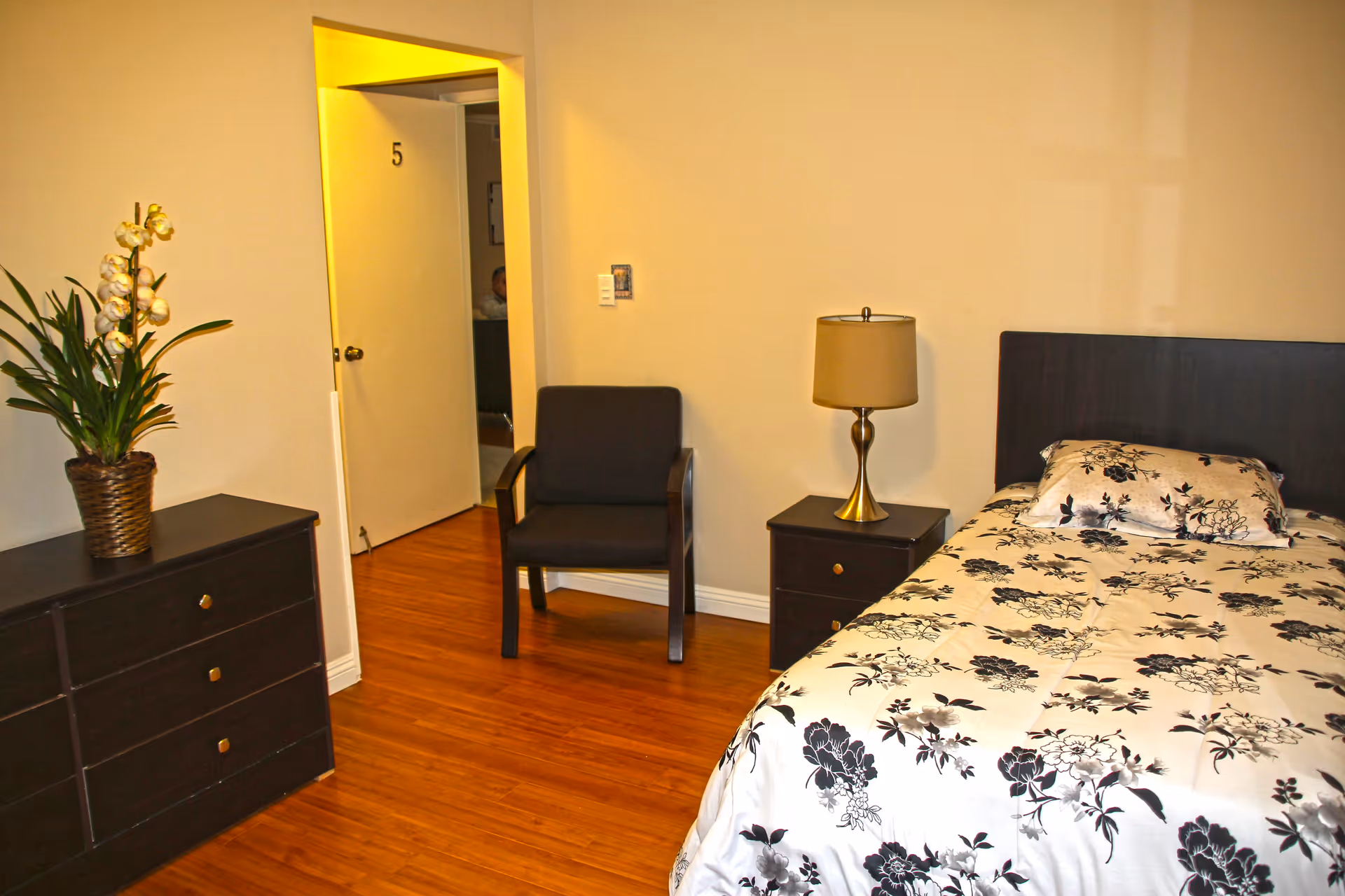 Photo 2 of Tarzana Senior Living