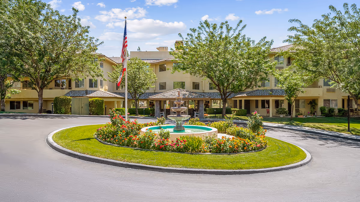 Photo 3 of Columbus Estates - A Provincial Senior Living Community