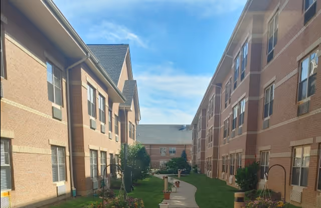 Photo 2 of Majestic Care of Fairfield Assisted Living