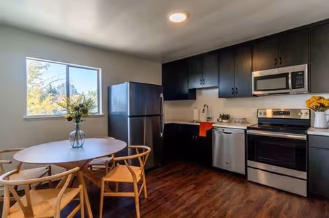 Photo 2 of The Paloma at Oakland Hills