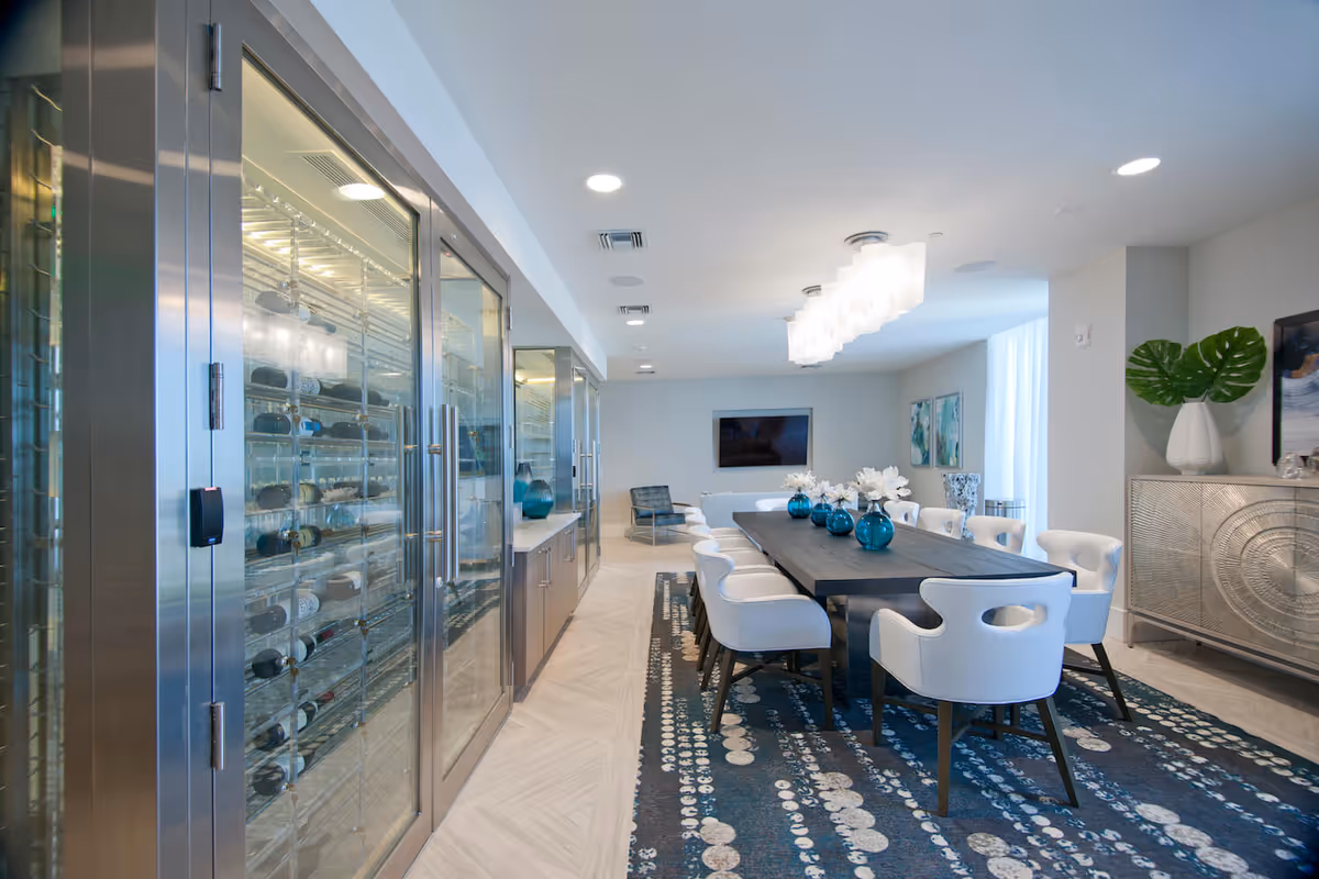 Photo 38 of Mirabelle