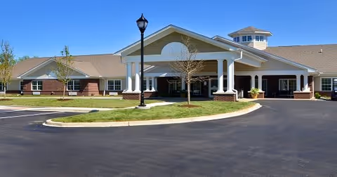 Photo of Novi Lakes Health Campus