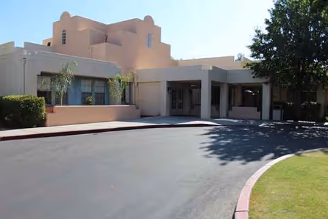 Exterior view of The Rehabilitation Center of Bakersfield entrance.