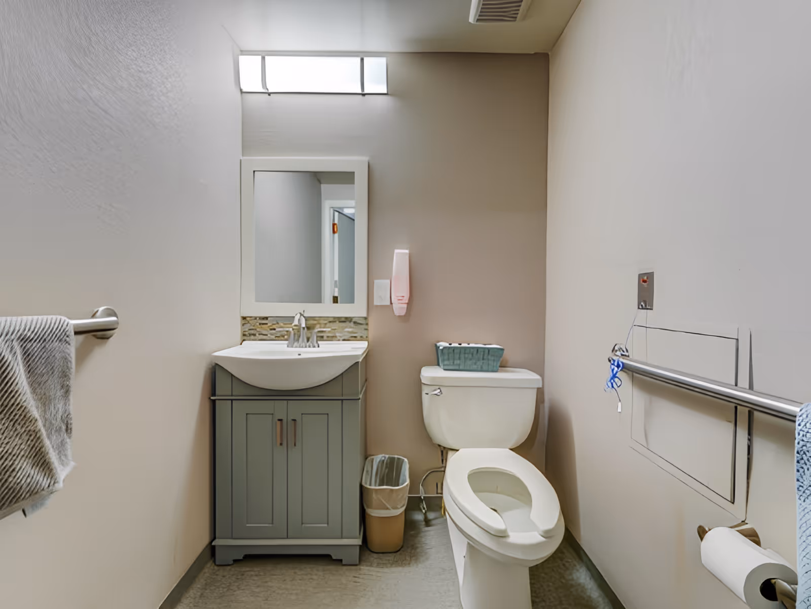 Photo 19 of Crescent Oaks - Memory Care