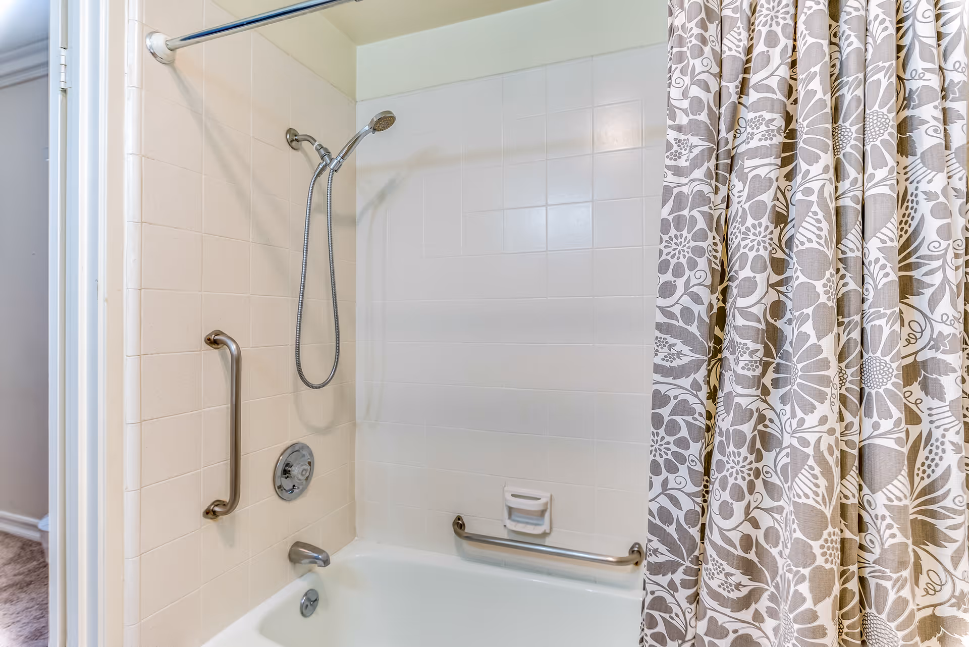 Photo 46 of Astoria Park Senior Living