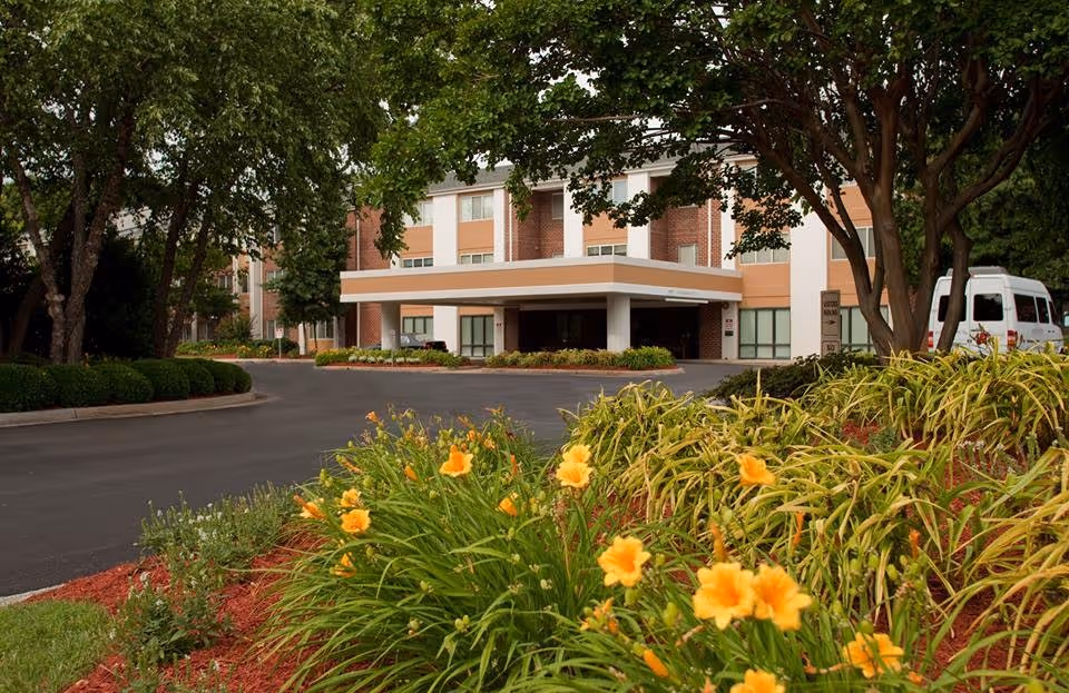 Photo of Commonwealth Senior Living at the Devonshire