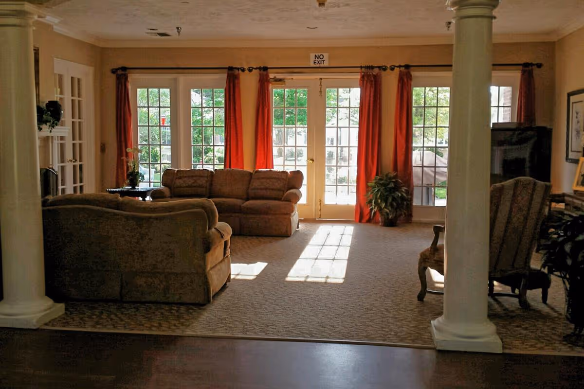 Photo 6 of Columbus Oaks Healthcare Community