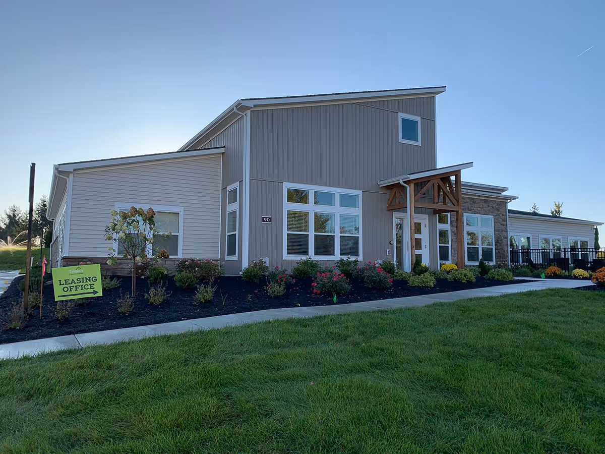 Photo 2 of Burr Oak Commons