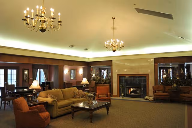 Photo 3 of Westwood Oaks Independent Living - A Riverside Senior Life Community