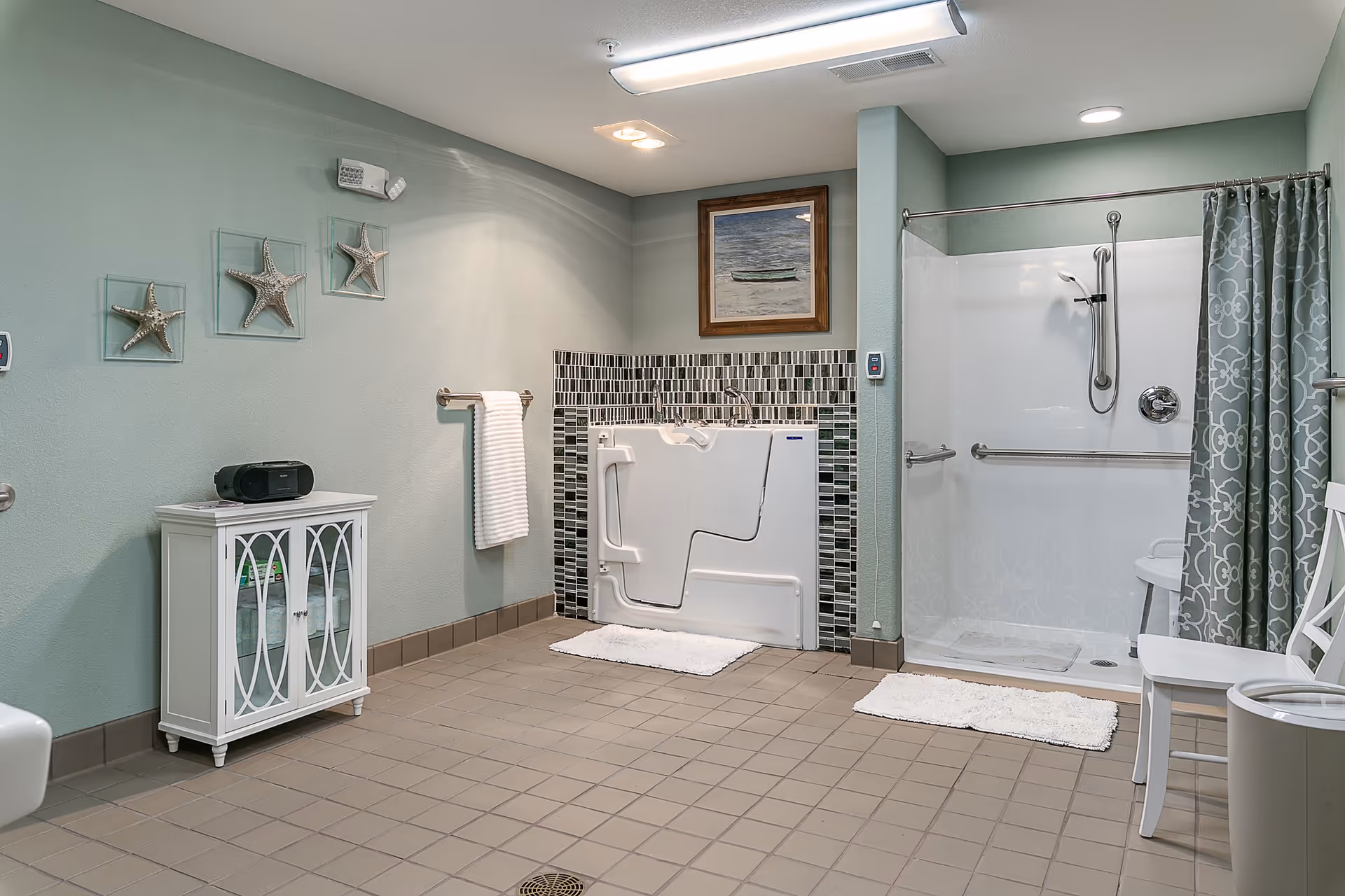 Photo 9 of Villas of Holly Brook Assisted Living & Memory Care: Mt Carmel, IL