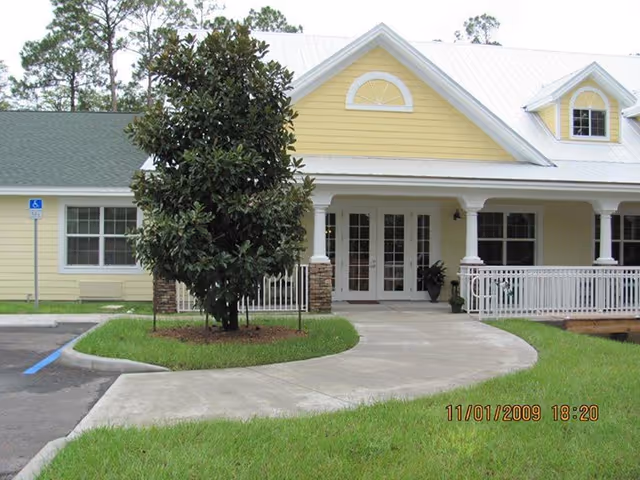 Photo 3 of Magnolia Manor Assisted Living, Inc.