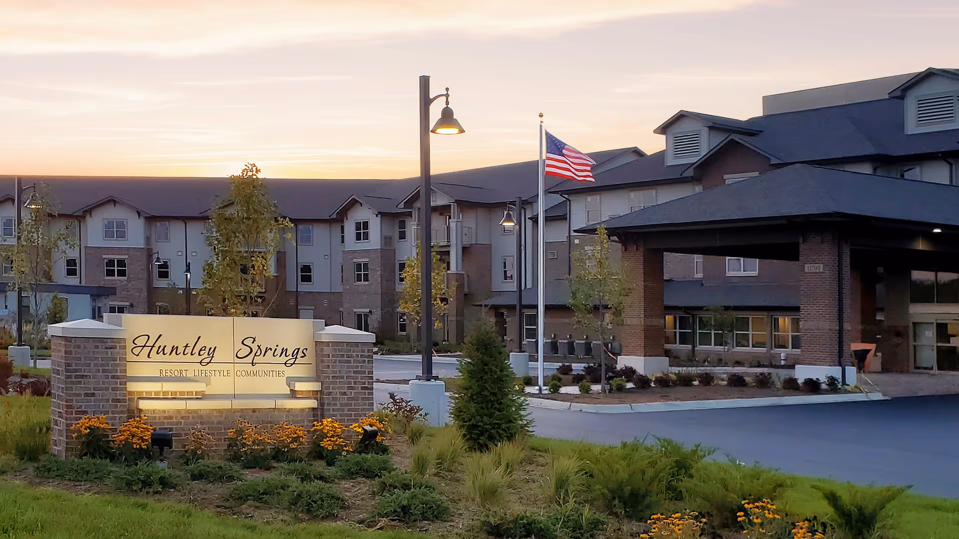 Photo 2 of Huntley Springs Retirement Resort