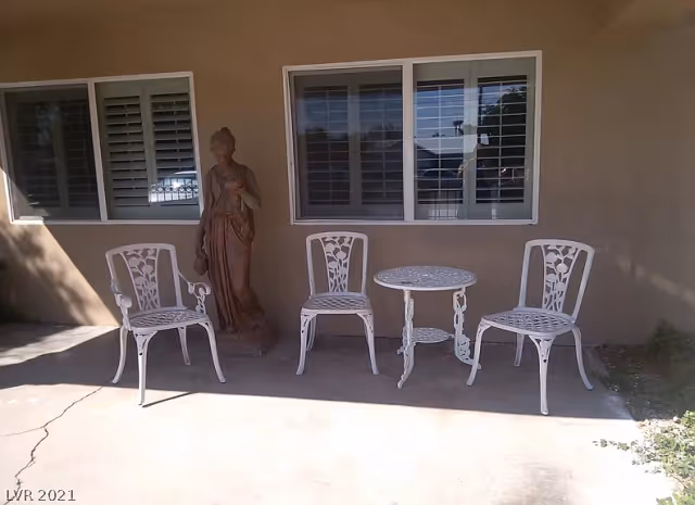 Photo 16 of Livingston Home