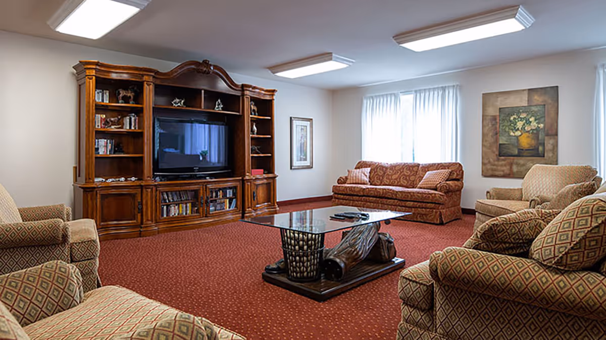 Photo 11 of Holiday Maple Suites