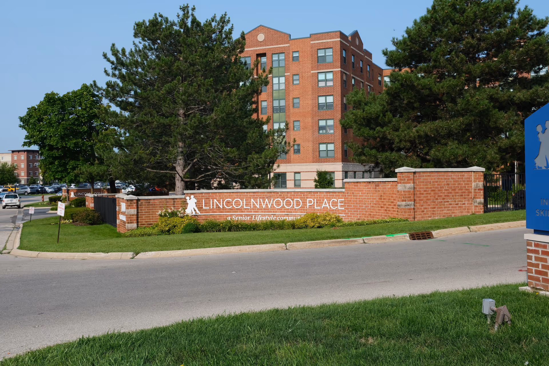 Photo 5 of Lincolnwood Place