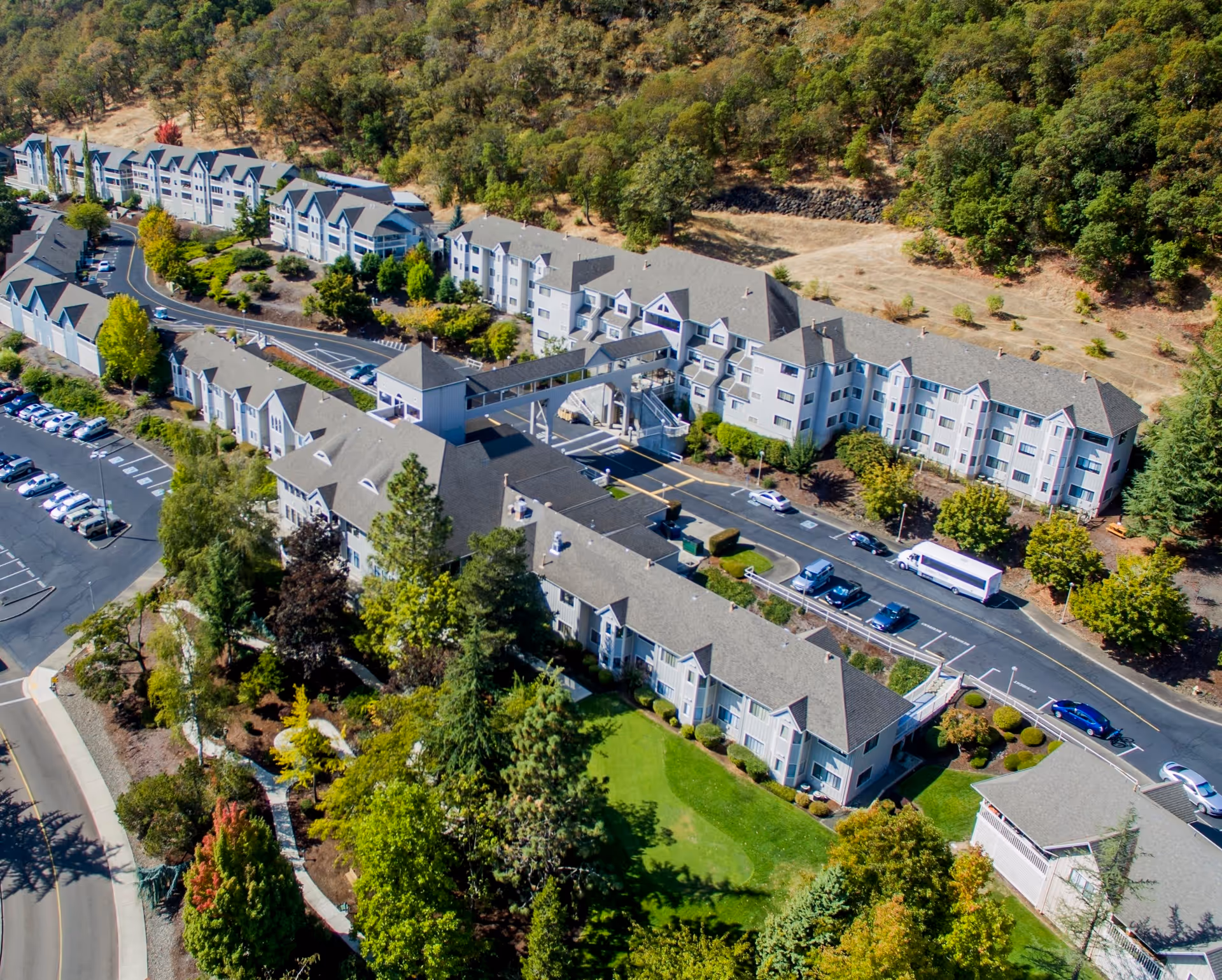 Photo 4 of Linus Oakes Village