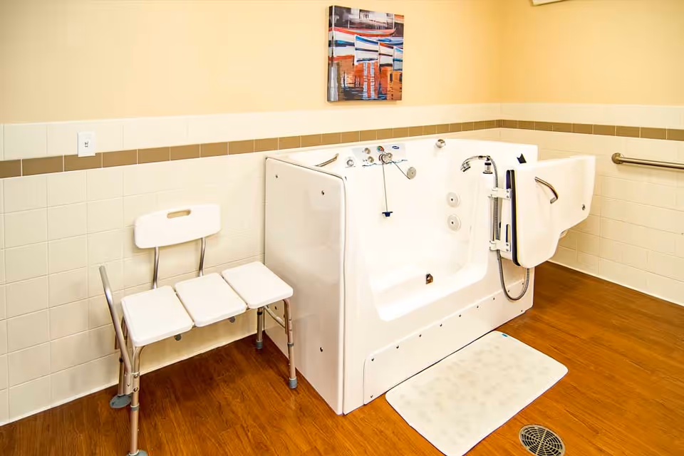 Photo 11 of Edgewood Pierre