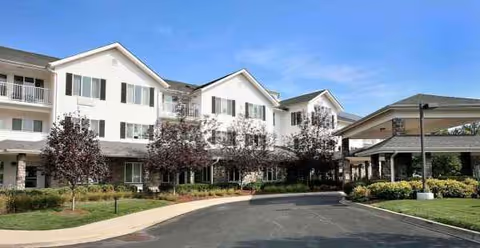 The front facade of StoryPoint Louisville South senior living facility.