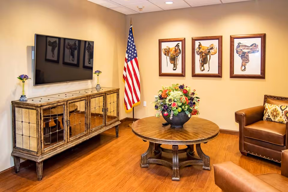 Photo 4 of Edgewood Pierre