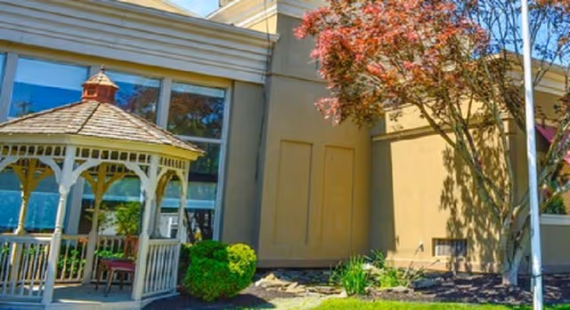 Photo 10 of Promenade at University Place