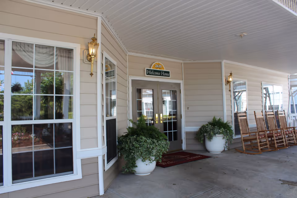 Photo 4 of Lakes at Gainesville Assisted Living
